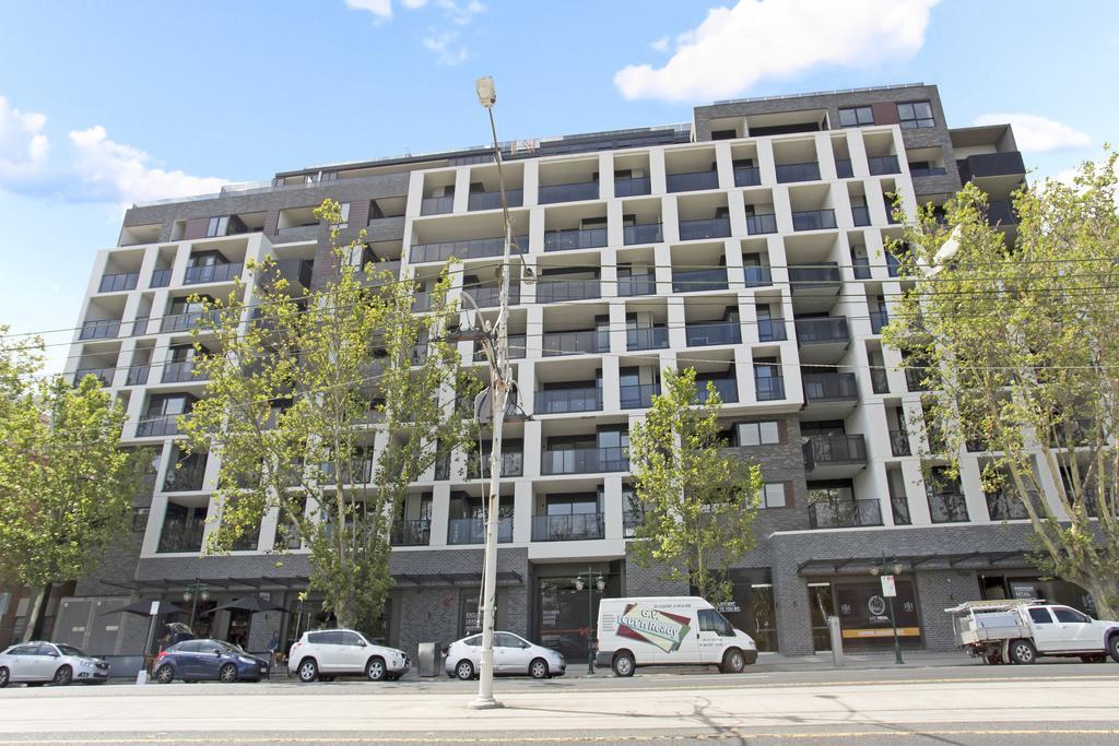 멜번 ☆ Heart Of St Kilda ☆ Infinity Pool+Parking+Wifi 아파트 외부 사진